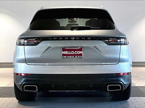 2023 Porsche Cayenne Cayenne