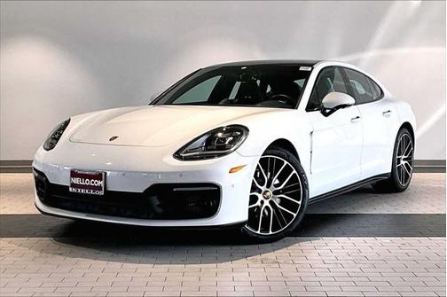 2023 Porsche Panamera Platinum Edition