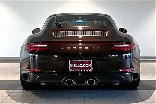 2017 Porsche 911 Targa 4S