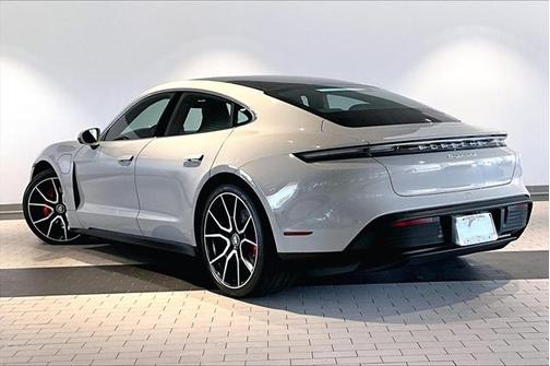2024 Porsche Taycan 4S
