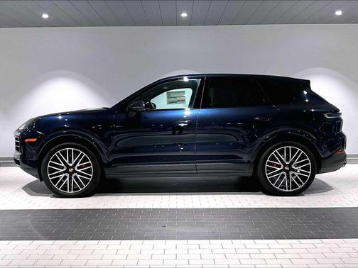 2025 Porsche Cayenne S