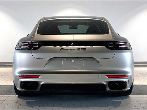 2020 Porsche Panamera GTS