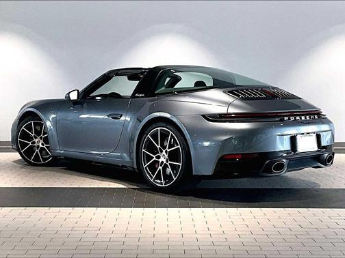2026 Porsche 911 Targa 4S