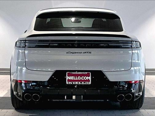 2026 Porsche Cayenne GTS