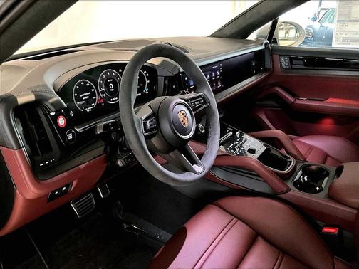 2026 Porsche Cayenne GTS