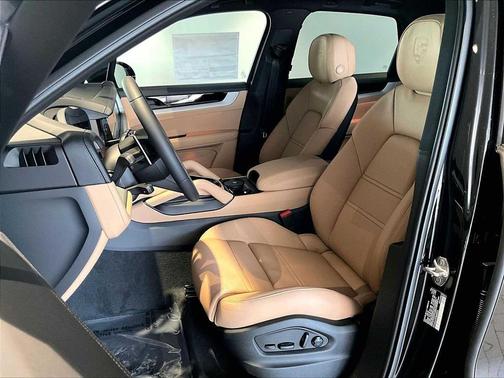 Chromite Black Metallic 2026 Porsche Cayenne Cayenne