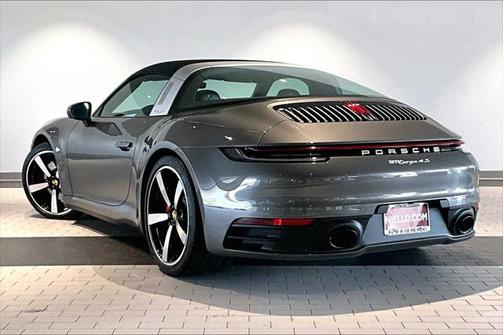 2024 Porsche 911 Targa 4S