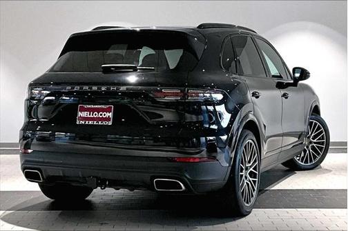 2022 Porsche Cayenne Platinum Edition