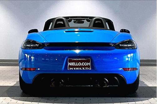 2023 Porsche 718 Boxster GTS 4.0