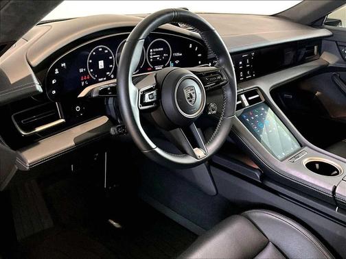 2025 Porsche Taycan Turbo