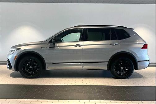 2022 Volkswagen Tiguan 2.0T SE R-Line Black 4MOTION