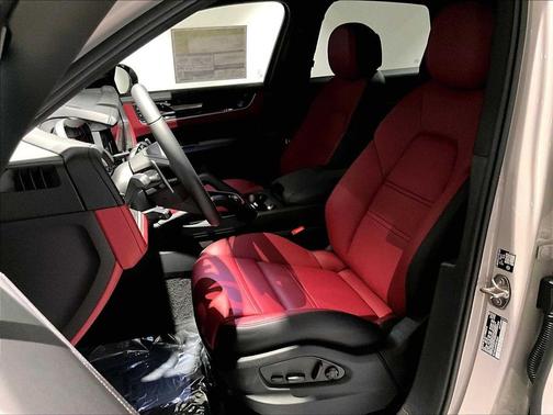 2026 Porsche Cayenne Cayenne E-Hybrid