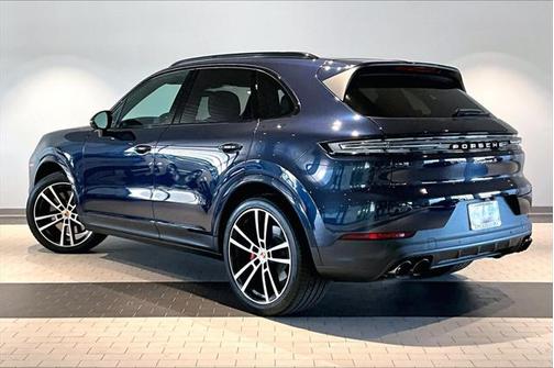 2024 Porsche Cayenne S