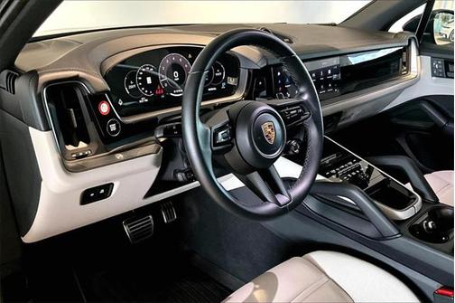 2024 Porsche Cayenne S