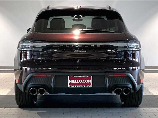 2026 Porsche Macan AWD