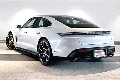 2022 Porsche Taycan Turbo S
