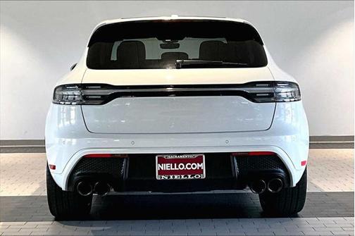 2025 Porsche Macan T