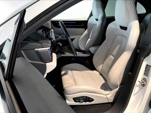 2024 Porsche Macan 4