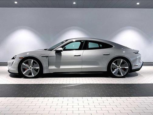 2022 Porsche Taycan 4S