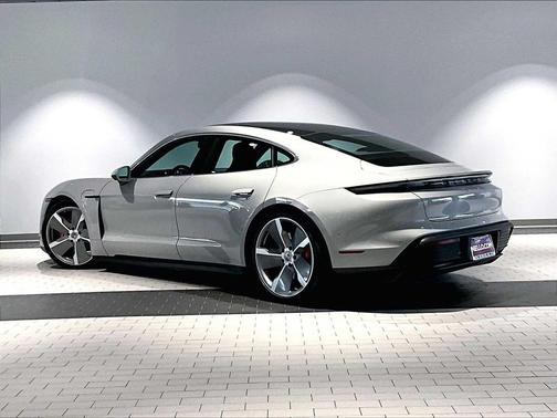 2022 Porsche Taycan 4S