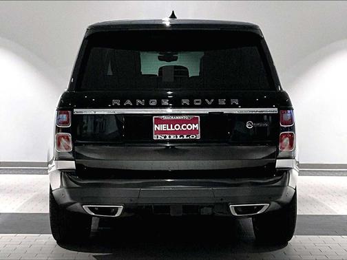 2021 Land Rover Range Rover 5.0L V8 Supercharged SV Autobiography