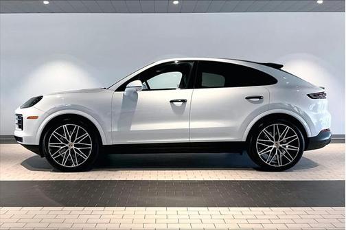 2024 Porsche Cayenne Base