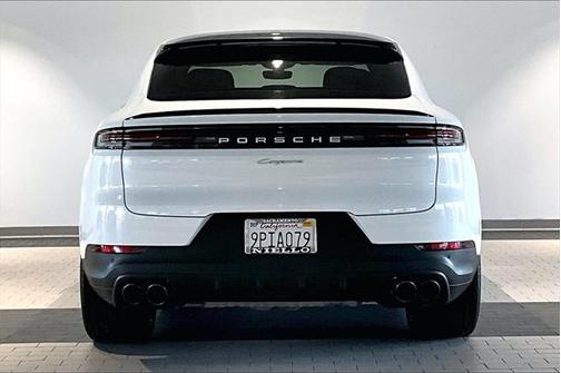 2024 Porsche Cayenne Base