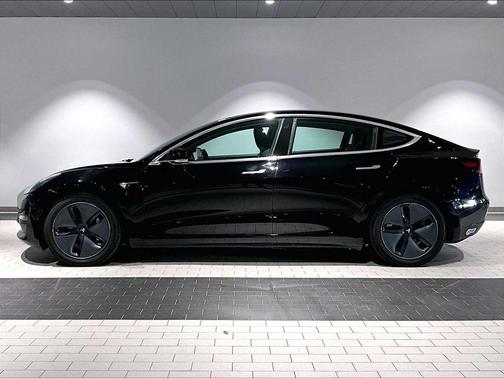 2019 Tesla Model 3 Mid Range