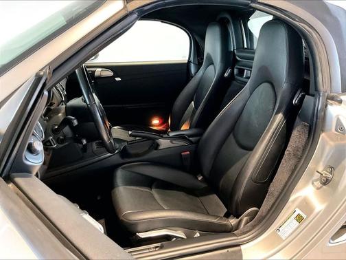 2007 Porsche Boxster 2dr Roadster