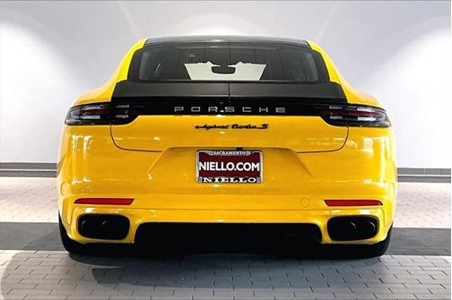 2018 Porsche Panamera E-Hybrid Turbo S