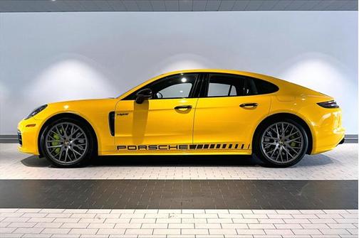 2018 Porsche Panamera E-Hybrid Turbo S