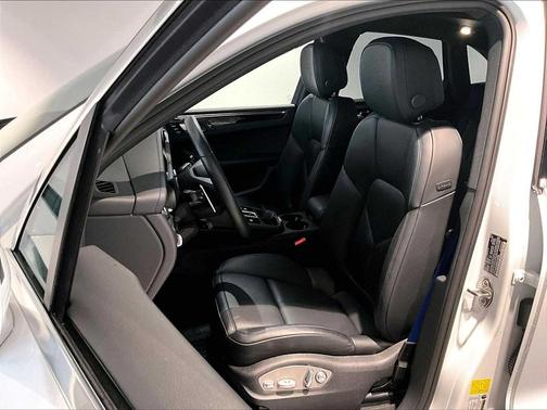 White 2025 Porsche Macan Macan