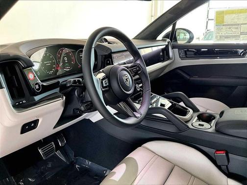 2026 Porsche Cayenne Cayenne Turbo E-Hybrid