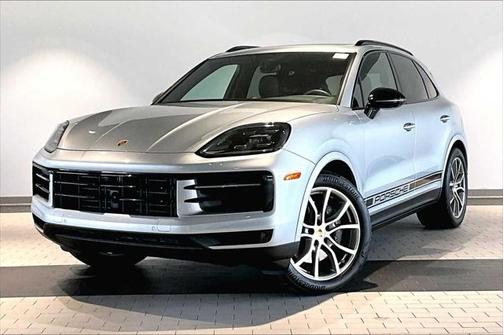 2024 Porsche Cayenne Base