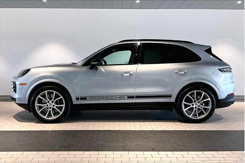 2024 Porsche Cayenne Base