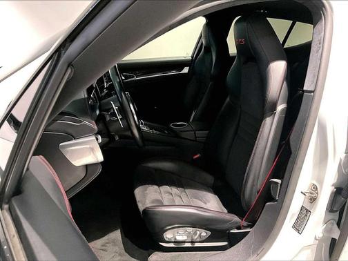 2016 Porsche Panamera GTS
