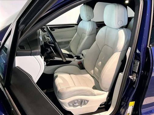 2024 Porsche Macan S