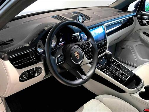 2024 Porsche Macan S