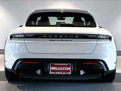 2024 Porsche Taycan Turbo S