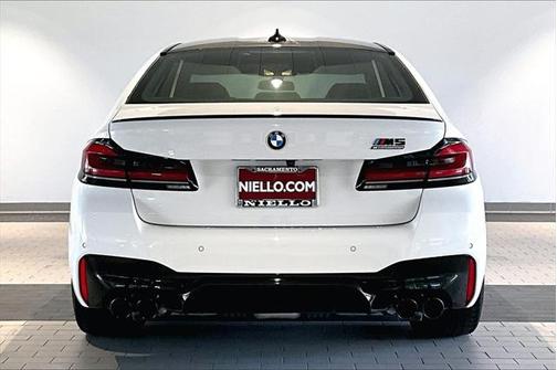 2023 BMW M5 Base