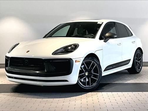 2023 Porsche Macan T