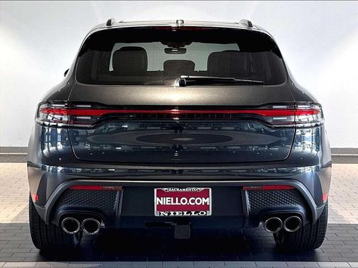 VOLCANO 2026 Porsche Macan Macan