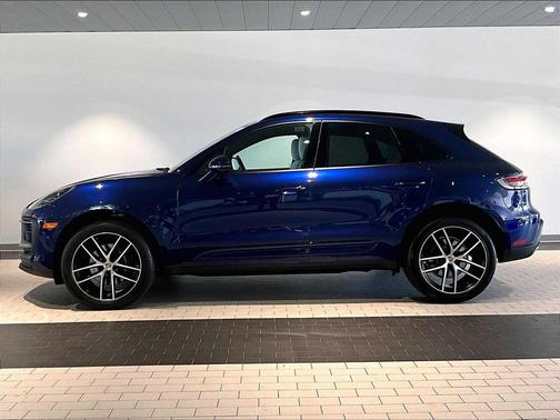 2024 Porsche Macan AWD