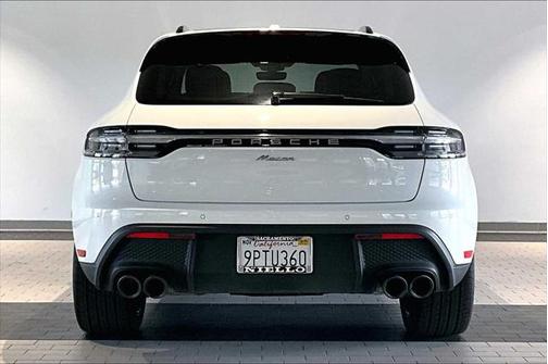 2024 Porsche Macan Base