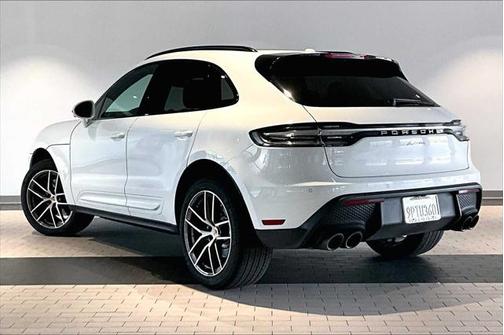 2024 Porsche Macan Base