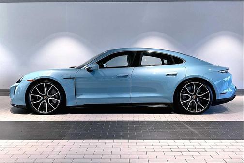 2024 Porsche Taycan Turbo S