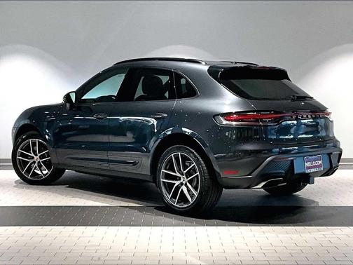 2026 Porsche Macan AWD