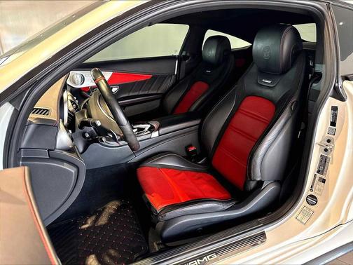 designo Diamond White Metallic 2018 Mercedes-Benz AMG C 63 S