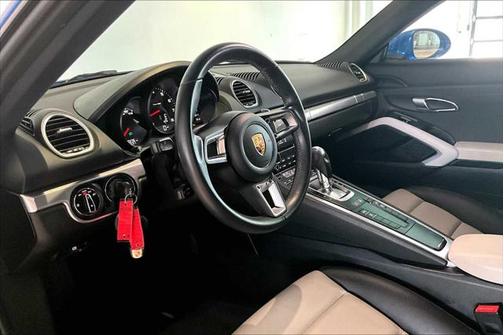 2018 Porsche 718 Cayman Base