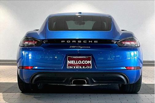 2018 Porsche 718 Cayman Base